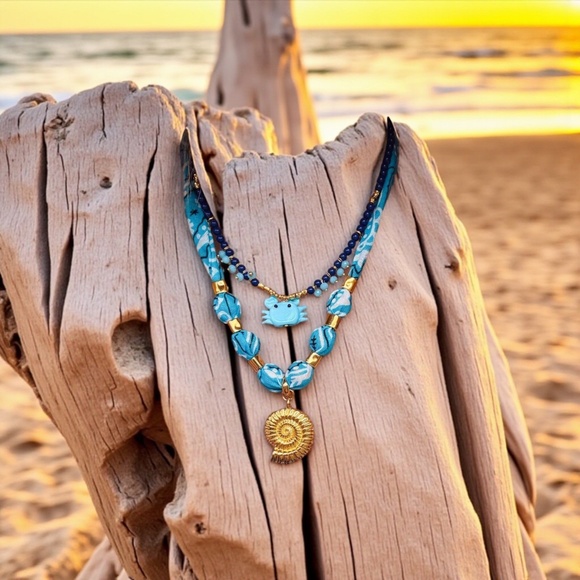 Shell bandana necklace, scarf necklace, 2 piece set , crab necklace - Picture 7 of 9